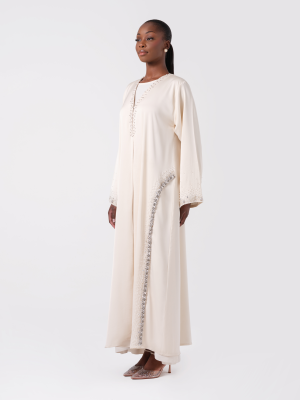 Abaya ivoire – PURETÉ PRÉCIEUSE